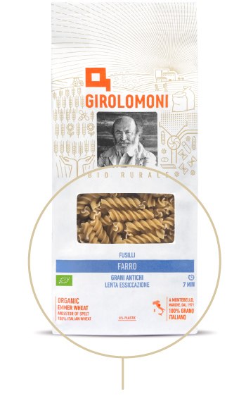 Confezioni di pasta biologica di grani antichi della cooperativa Girolomoni
